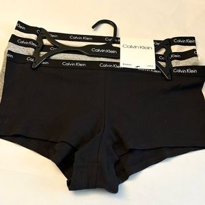 Calvin Klein 3 Boy-shorts Black Off White and Grey Size Medium NWT